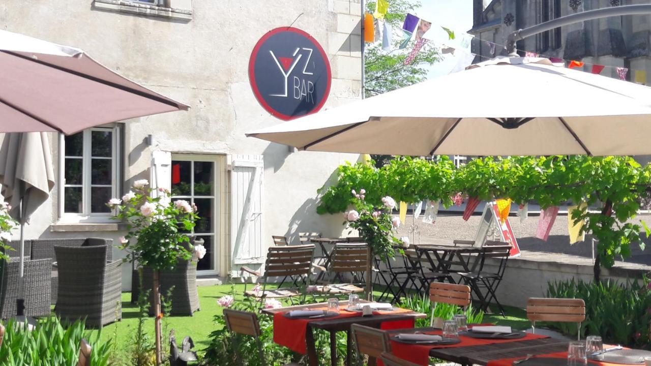 Logis Hotel Restaurant Relais De La Mothe Yzeures-sur-Creuse Exteriör bild