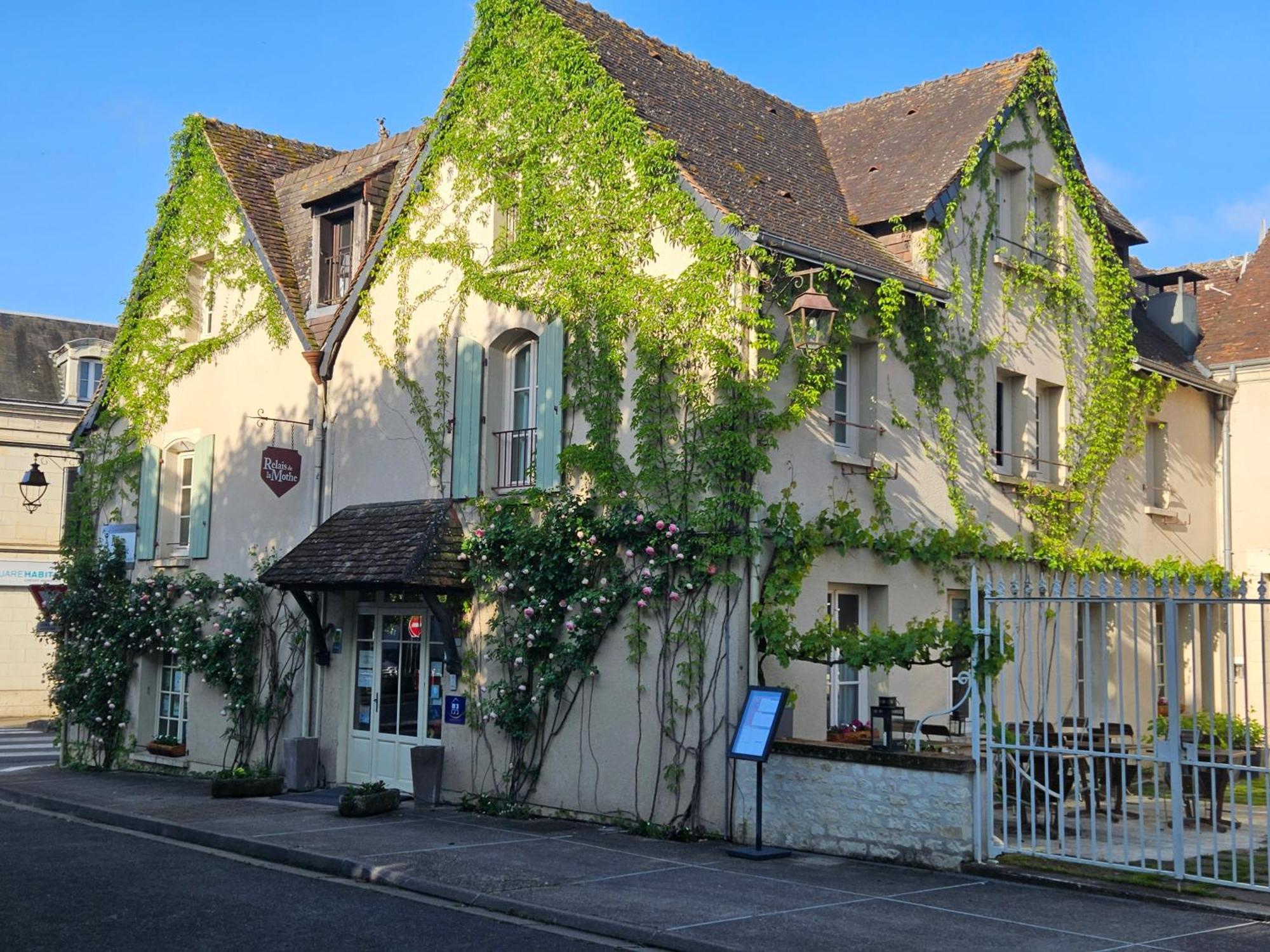 Logis Hotel Restaurant Relais De La Mothe Yzeures-sur-Creuse Exteriör bild