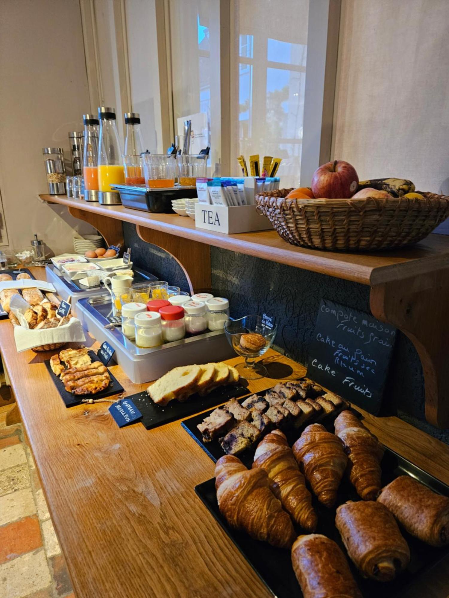 Logis Hotel Restaurant Relais De La Mothe Yzeures-sur-Creuse Exteriör bild